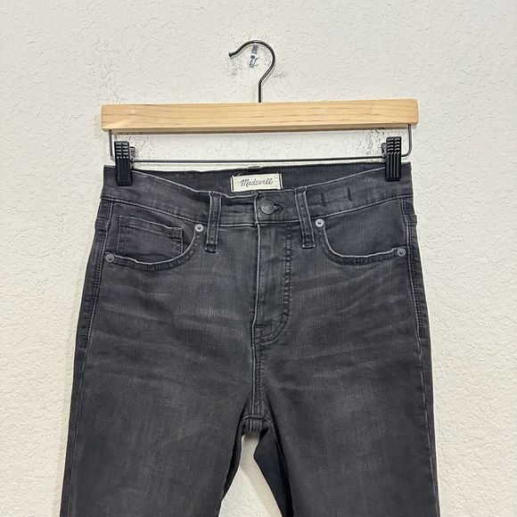 MADEWELL Distressed Destroyed 9" Mid-Rise Skinny Jeans in Black #H2230 - Picture 2 of 12